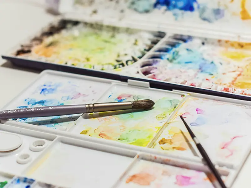 合理的調色盤擺放不僅讓配色更協調，也能提升創作效率。